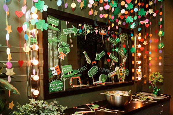 St. Patrick's Day pop-up bar Lucky's Charm