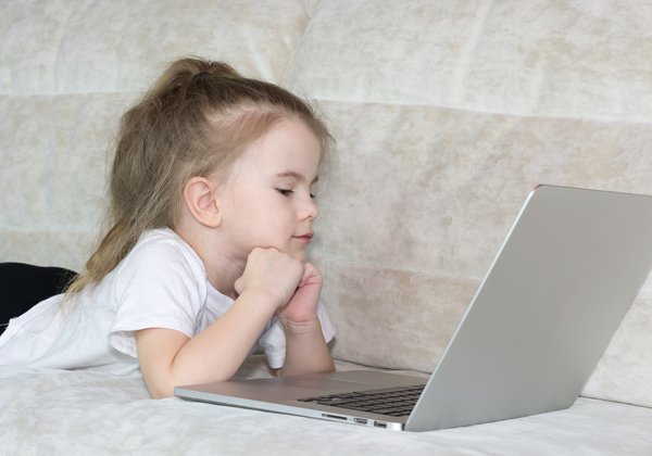 Children's screen time during pandemic