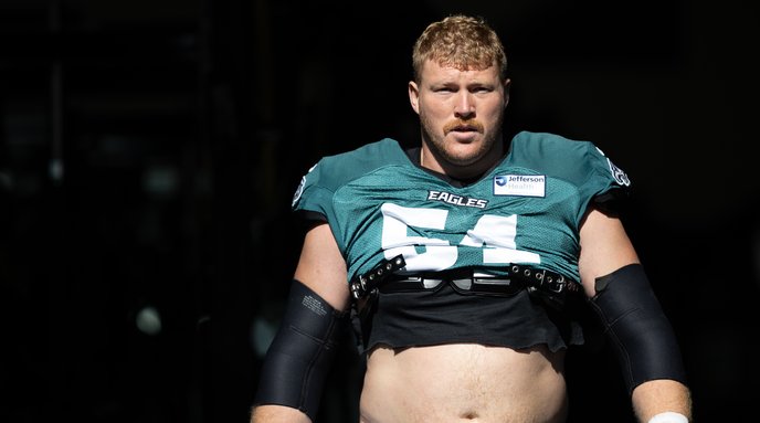 EaglesTrainingCamp-Cam Jurgens