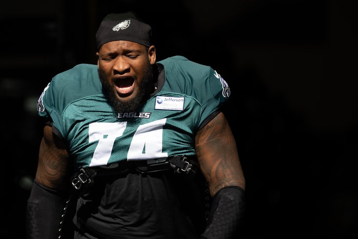 EaglesTrainingCamp-Fred Johnson