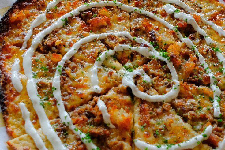Lucky Duck breakfast pizza