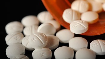 Opioid doctor medical license