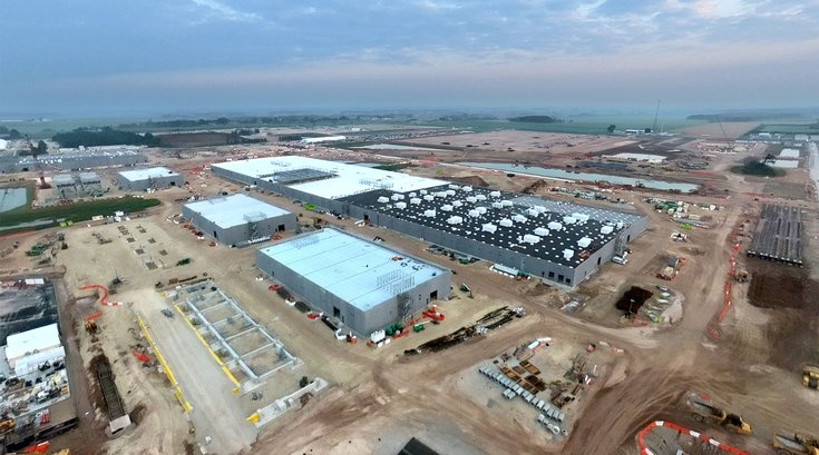 Data centers opposition