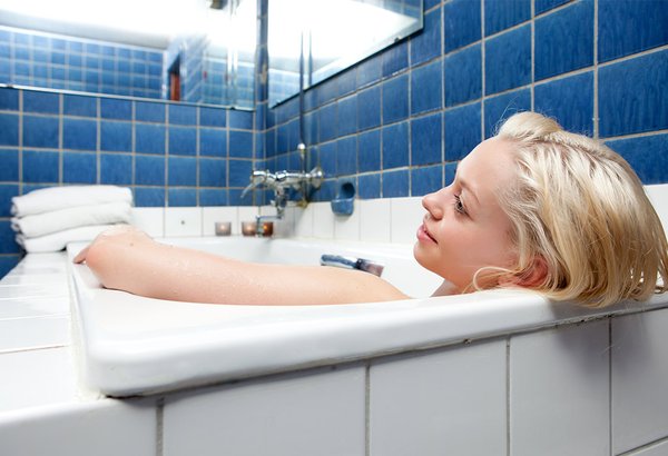 Woman in Bath 08132019