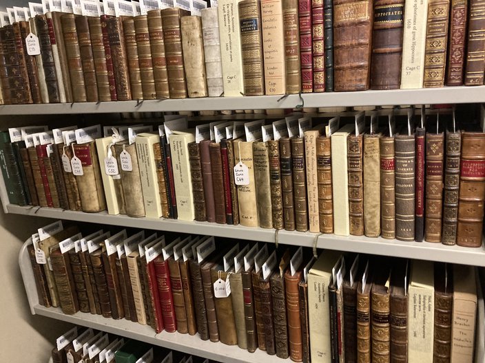 Mutter Museum library books