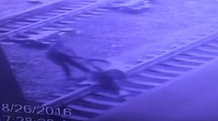 082616_train_rescue
