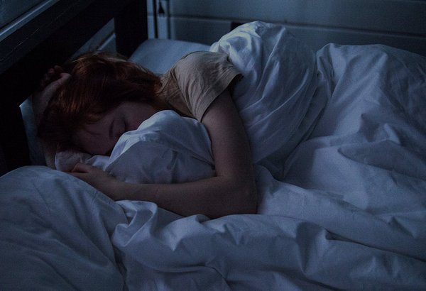 09112018_Woman_Sleeps_Pexels
