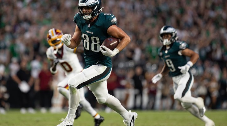 Eagles-Commanders-Dallas-Goedert-2_091426