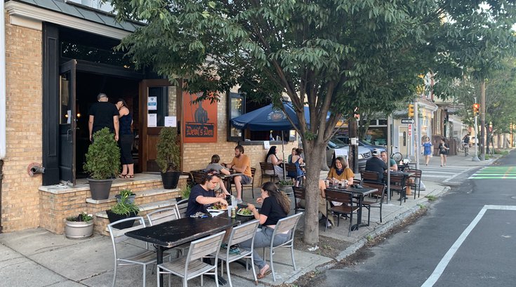 Devil's Den closing block party