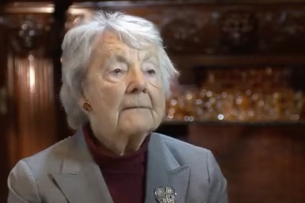 Audrey Evans Obit