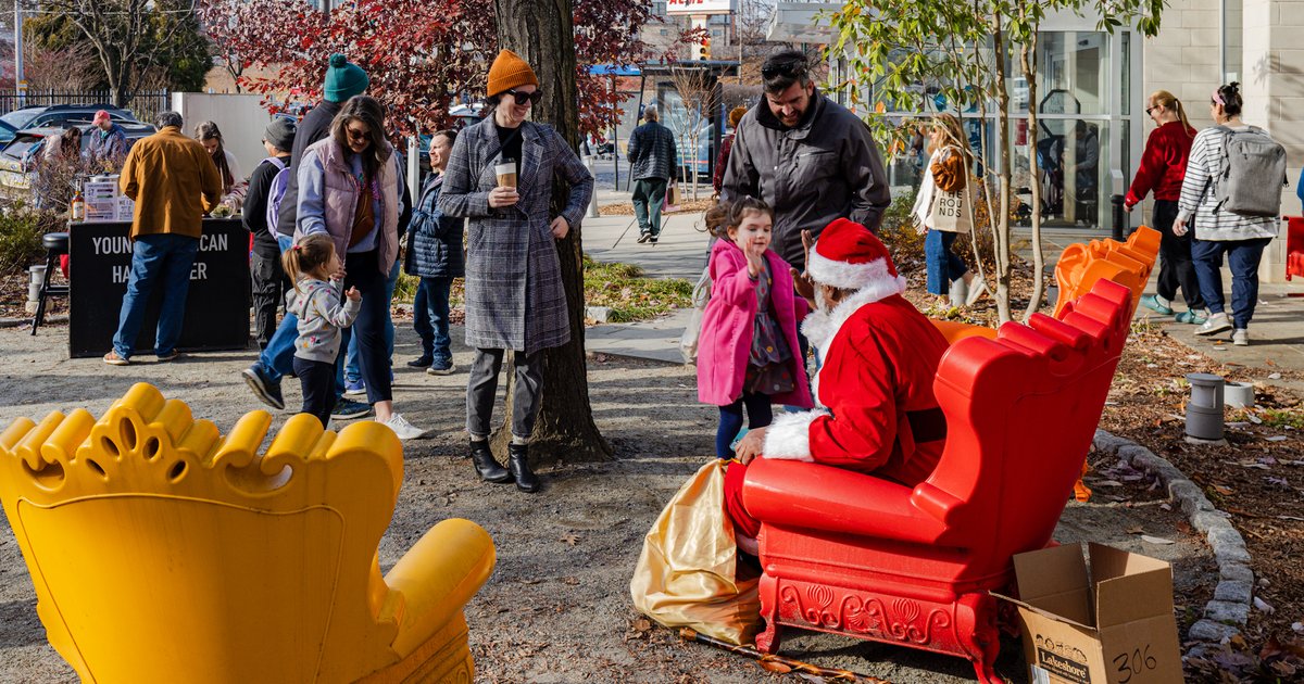 Decemberfest will turn Germantown Avenue into a holiday shopping stroll Decemberfest will turn Germantown Avenue into a holiday shopping stroll