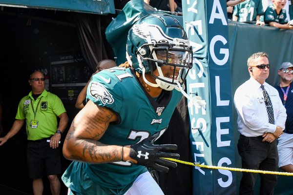 100922_Eagles_Lions_Kate_Ronald_Darby_Frese.jpg