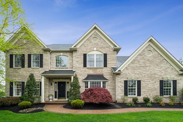 Limited - Houwzer 101 Savory Ln