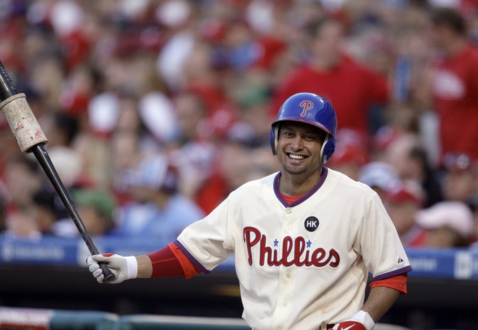 Shane Victorino Gives Phillies Jersey to Bucket List Family Who Lost  Their Newborn - Crossing Broad