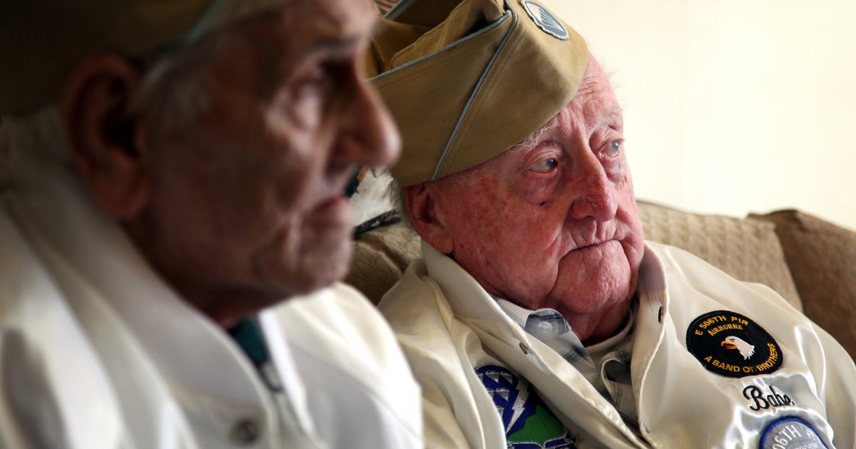 Mayor Kenney pays tribute to 'Band of Brothers' vets as part of 'Honor Your Hometown' campaign - Vimarsana News