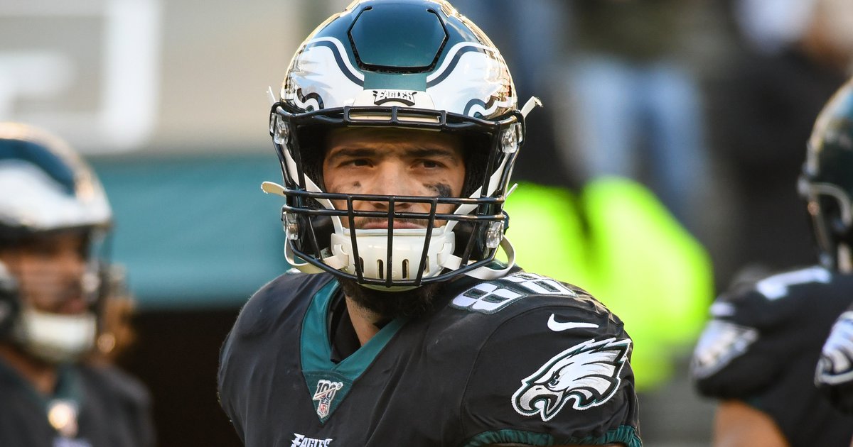 Eagles' Dallas Goedert reportedly OK after being sucker punched at a South  Dakota bar