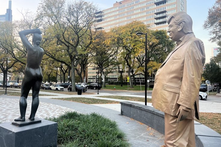 Trump Statue Philly