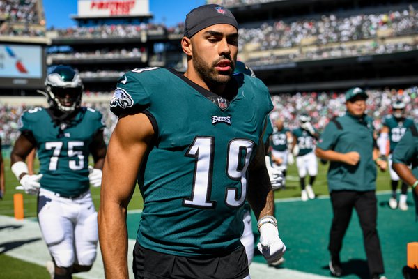 J.J._Arcega-Whiteside_Eagles_49ers_Frese.jpg