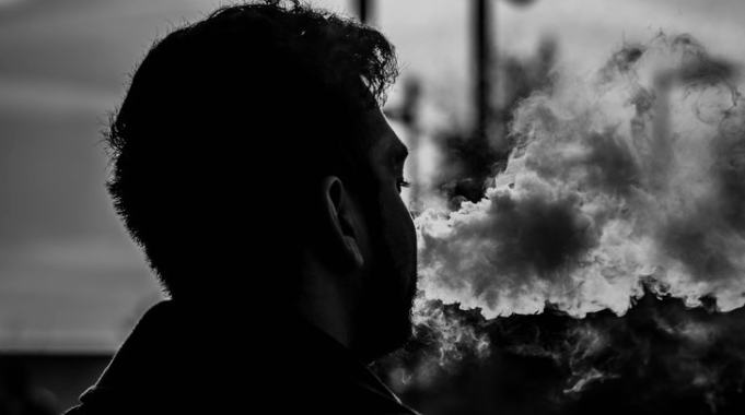 Teen popcorn lung vaping