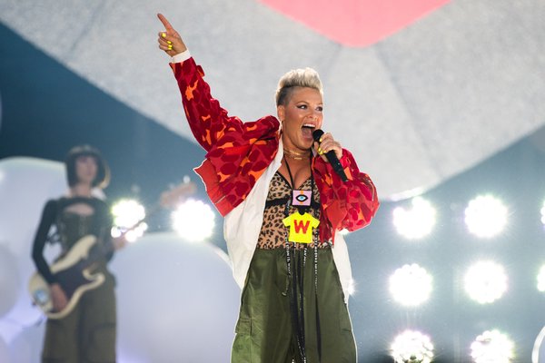 Pink from Doylestown is rockin a Phillies jersey at her concert