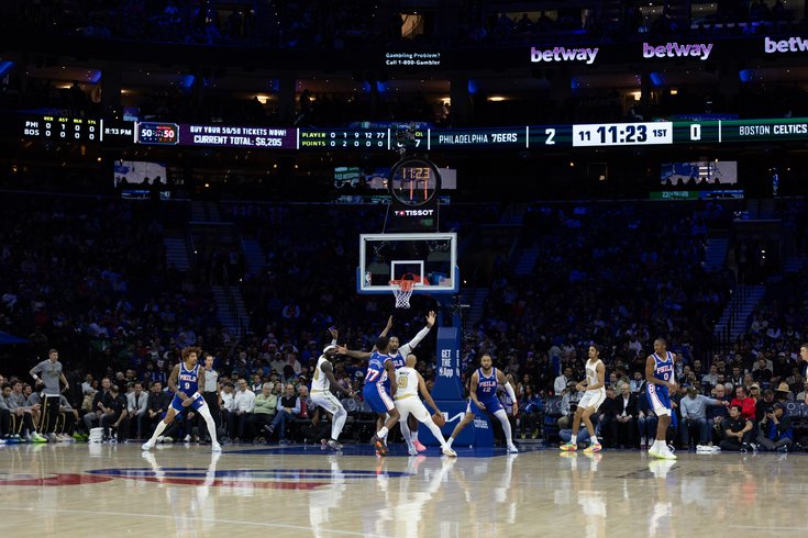 general-Xfinity-Mobile-Arena-Sixers_111125