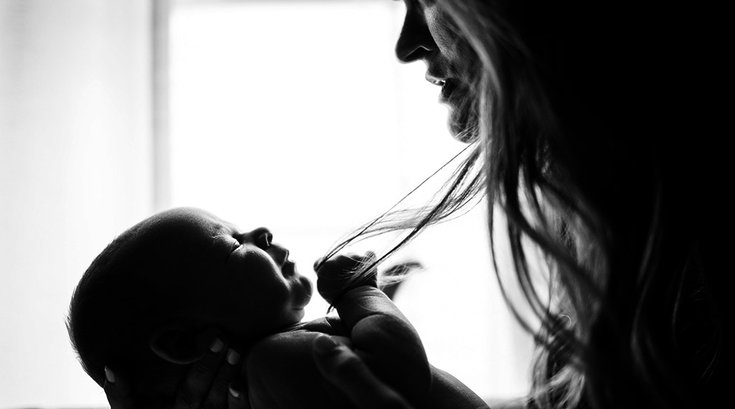 11272018_mother_baby_unsplash