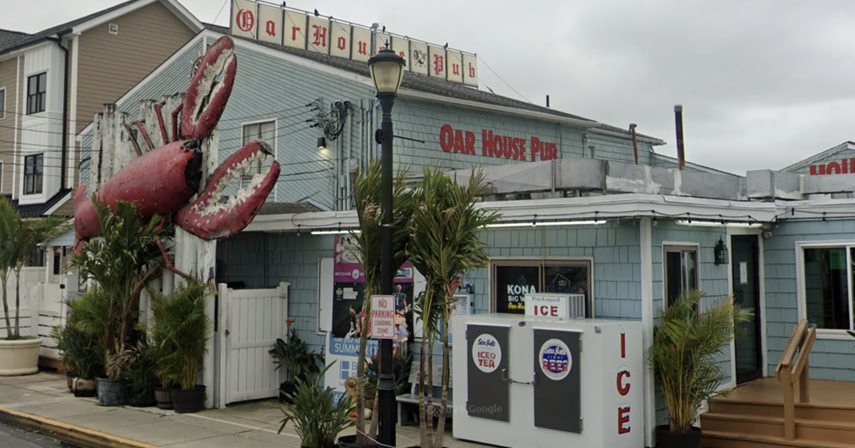 Sea Isle City's Oar House Pub, known for giant decorative lobster, hits market for $7 million