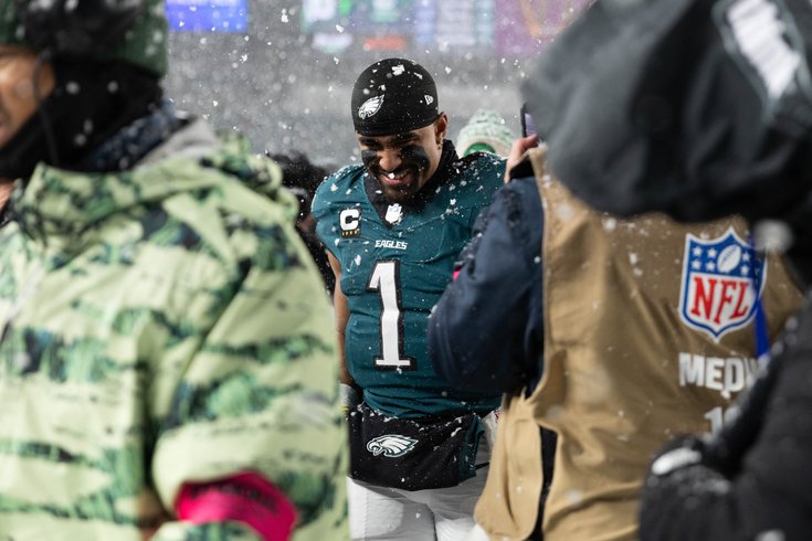 11925_EaglesRams_Jalen-Hurts-1266.jpg