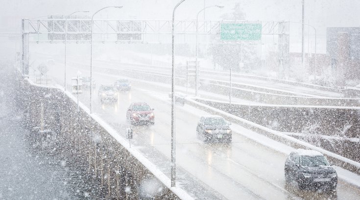 Carroll- Vehicles on I-76 in snowy weather