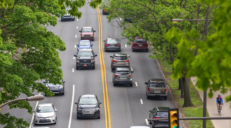 Carroll - Vehicles on Kelly Drive