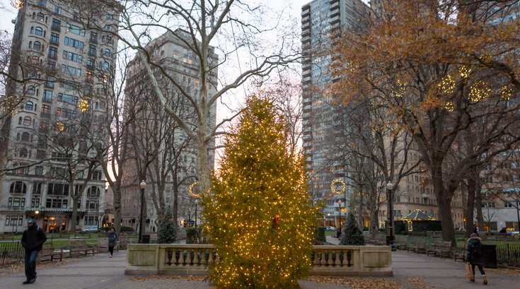 Carroll - Rittenhouse Square holiday tree