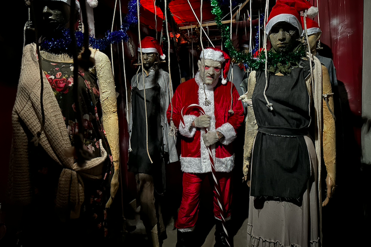 lincoln mill haunted house christmas