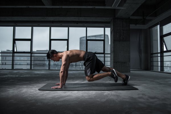cardio workout mountain climber