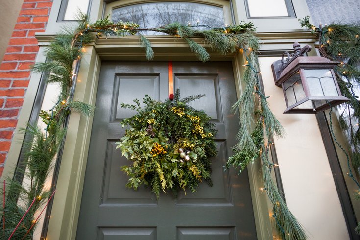 Stock_Carroll - Holiday Decorations Wreath