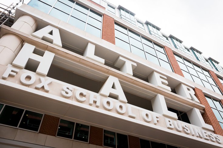 天普大学与美国教育部达成了70万美元的和解协议，以解决对福克斯商业与管理学院虚假数据报告的调查，该学院夸大了学校的声誉，使其获得了美国第一在线MBA课程的排名。(photo:PhillyVoice)