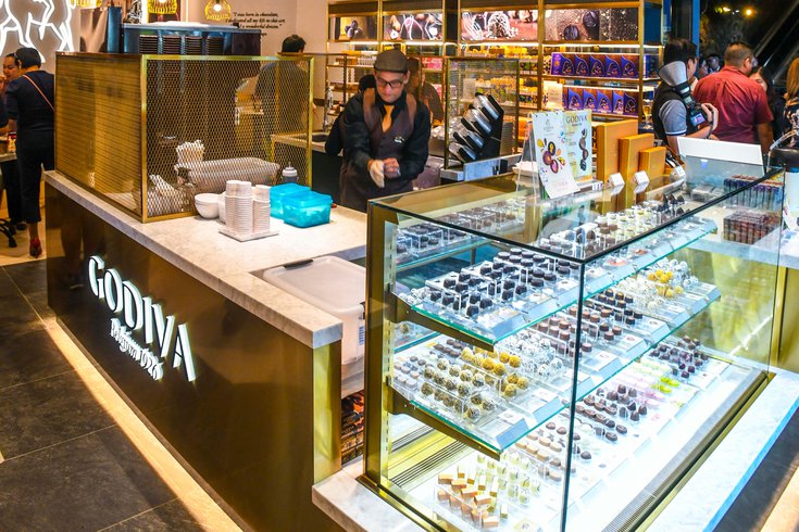 Godiva Chocolatiers将关闭128家北美门店，以应对冠状病毒大流行期间亲身购物的减少。(photo:PhillyVoice)