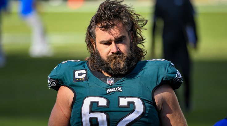 Jason_Kelce_Eagles_Rams_Kate_Frese_092020