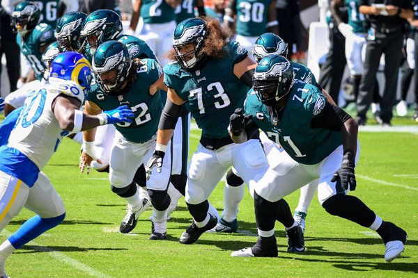 Offensive_line_seumalo_peters_kelce_Eagles_Rams_Kate_Frese_092020