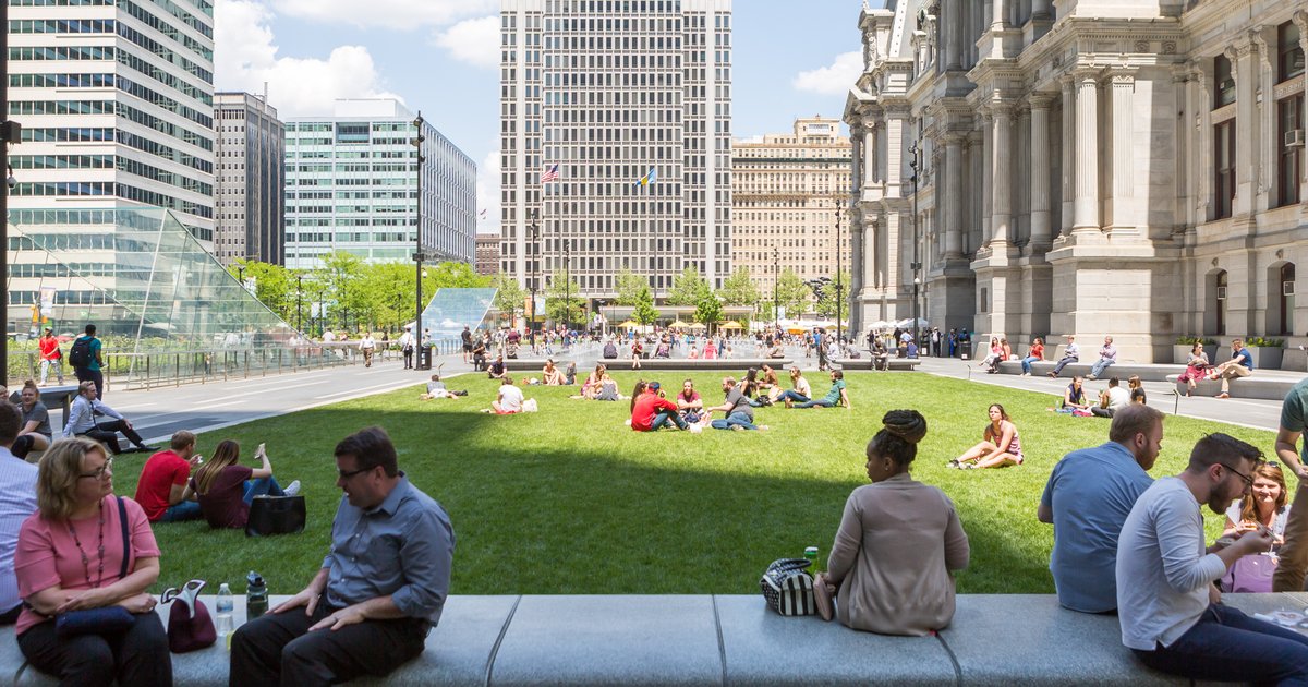 Center City's free workout program returns to Dilworth Park | PhillyVoice