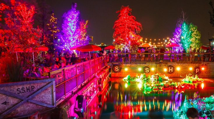 Spruce Street Harbor Park