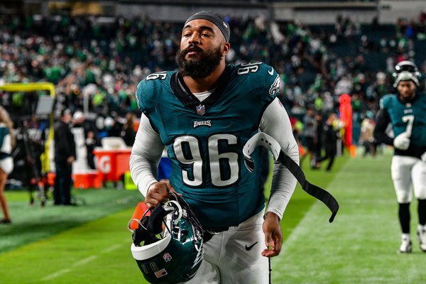 1975_09142023_Eagles_Vikings_Derek-Barnett.jpg