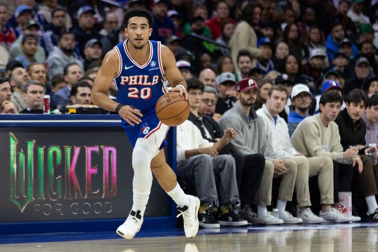 Jared-McCain6-Sixers-staff_111125