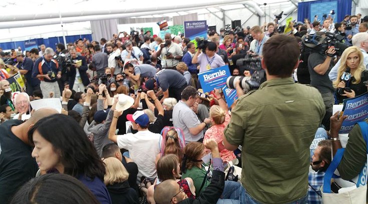 201607262016_Sanders_MediaTent3_JS