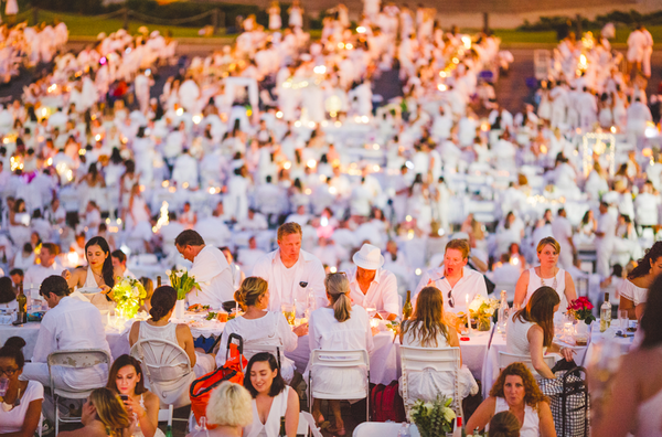 Diner en Blanc