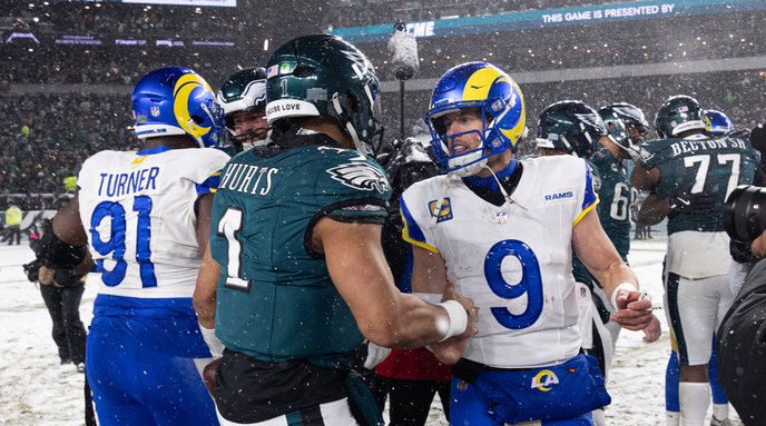 090926JalenHurtsMatthewStafford