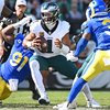 2025-09-25T043055Z_728041030_MT1USATODAY27161899_RTRMADP_3_NFL-LOS-ANGELES-RAMS-AT-PHILADELPHIA-EAGLES.JPG