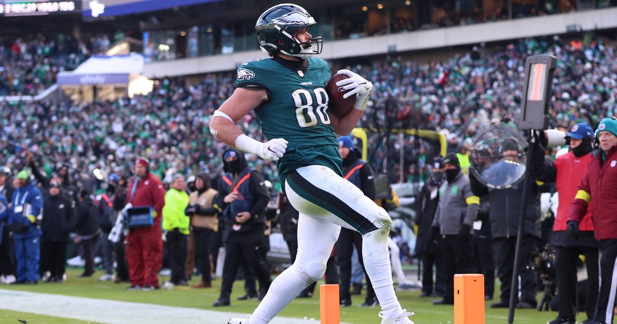 The Eagles' future at tight end is more urgent than they realized