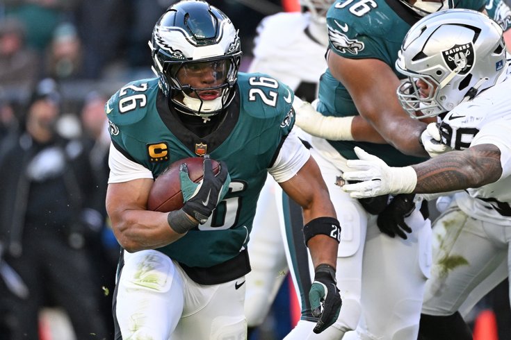 Saquon-Barkley-Eagles-Raiders-2025-NFL.JPG