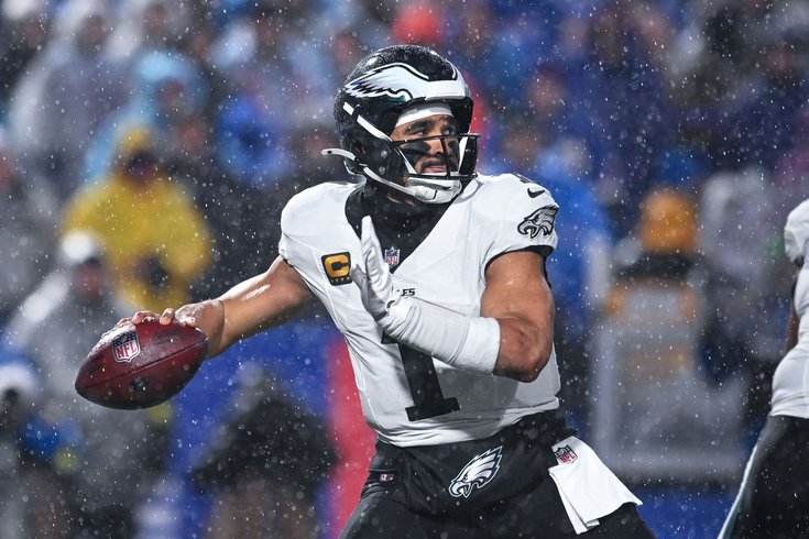 Jalen-Hurts-Eagles-Bills-2025.JPG
