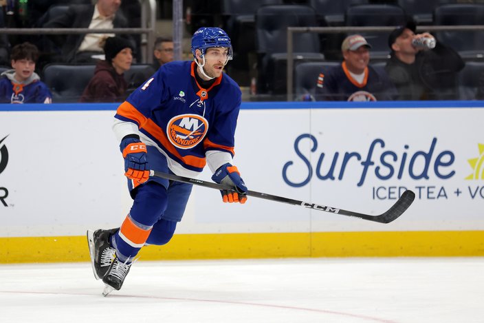 Carson-Soucy-Islanders-2026-NHL.JPG
